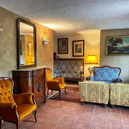 Collis Petri Relais *