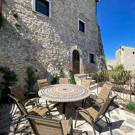 Collis Petri Relais *